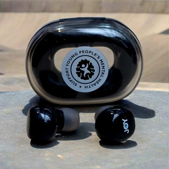 Koru auriculares Musta